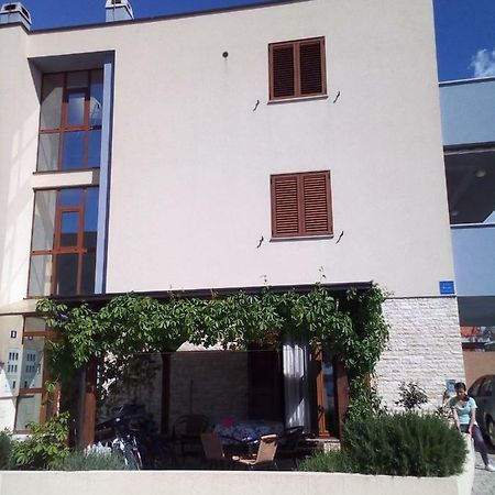 Apartman Edi Нін Екстер'єр фото