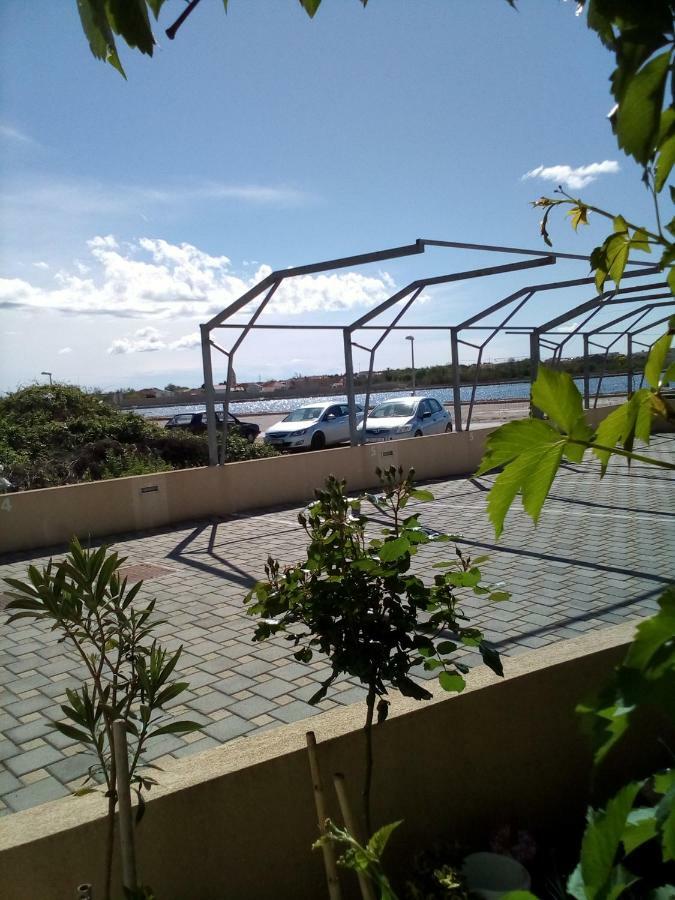 Apartman Edi Нін Екстер'єр фото